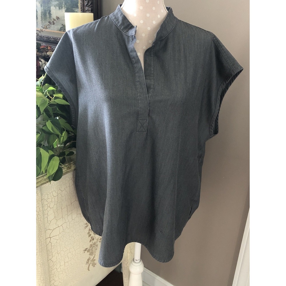 FIGS Scrub Top Shirt Women X-Large Gray Technical Collection Sleeveless Rafaela